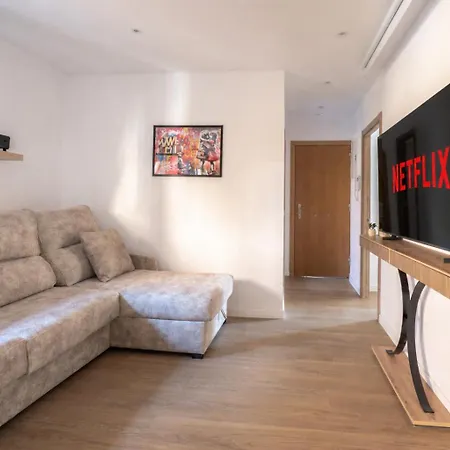 Nuevo Parking, Maquina Arcade, Netflix Y Wifi Apartamento