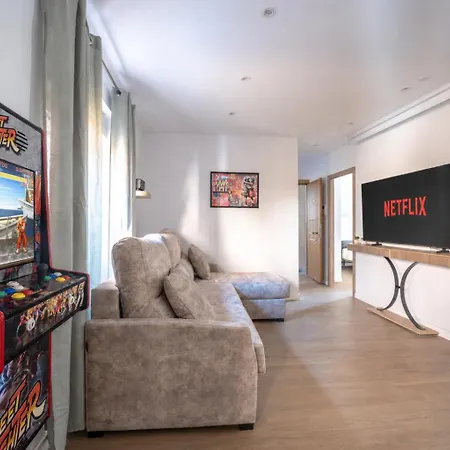アパート Nuevo Parking, Maquina Arcade, Netflix Y Wifi オビエド